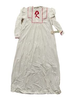Vintage Pinehurst White Red Lingerie Gown Nightgown Size M Medium NWT USA Made